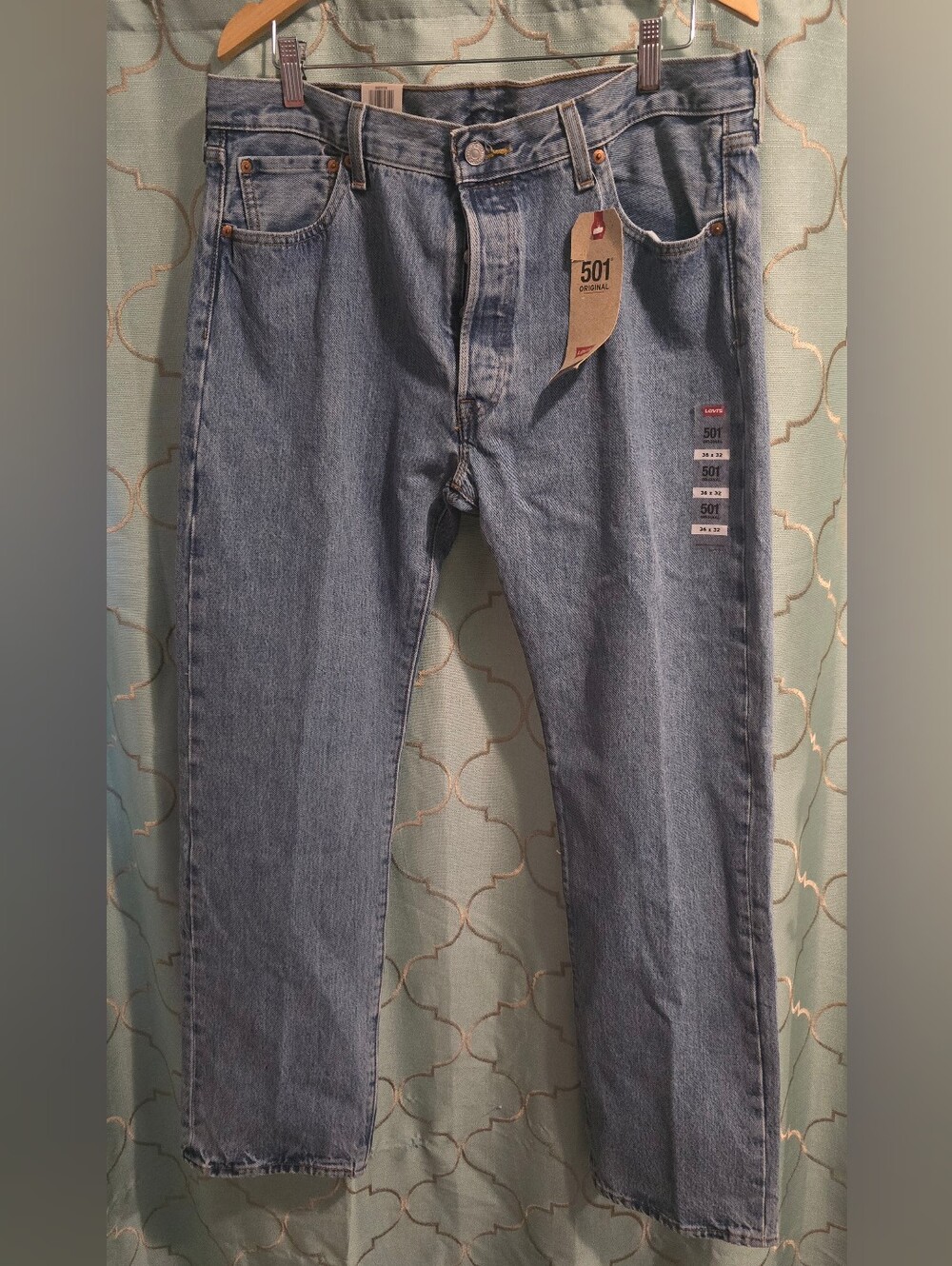Levi's Strauss 501 Original Medium Wash Button Fly Denim Jeans Men's 36 x 32 NWT
